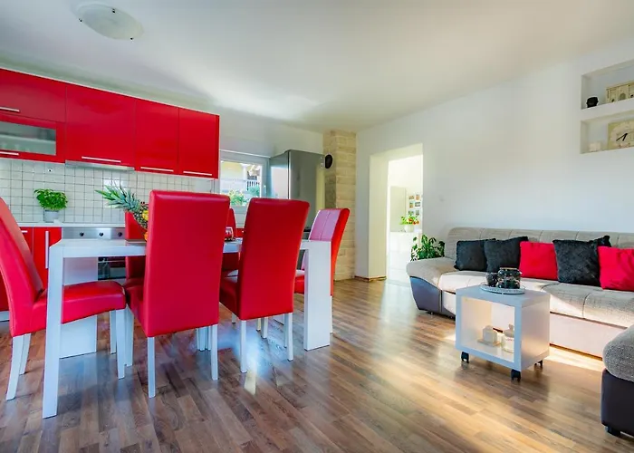 Lorema-pet Friendly On 5000 Sqm Garden,pool, Jacuzzi, Billiard&ps5 *