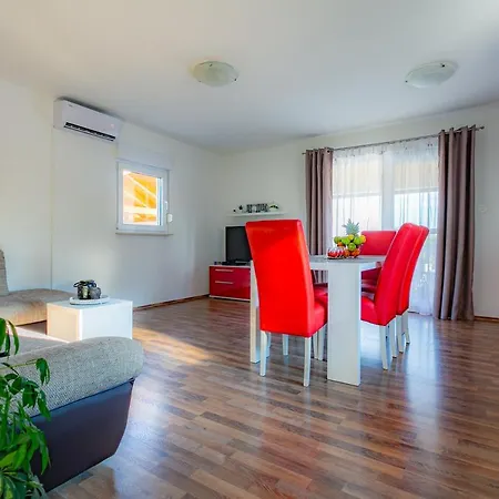 Lorema-pet Friendly On 5000 Sqm Garden,pool, Jacuzzi, Billiard&ps5 *