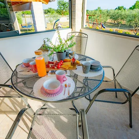 Vila Lorema-pet Friendly On 5000 Sqm Garden,pool, Jacuzzi, Billiard&ps5 *