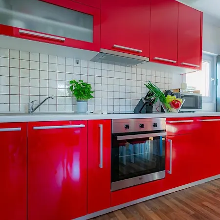 Lorema-pet Friendly On 5000 Sqm Garden,pool, Jacuzzi, Billiard&ps5 Villa Sveti Filip i Jakov