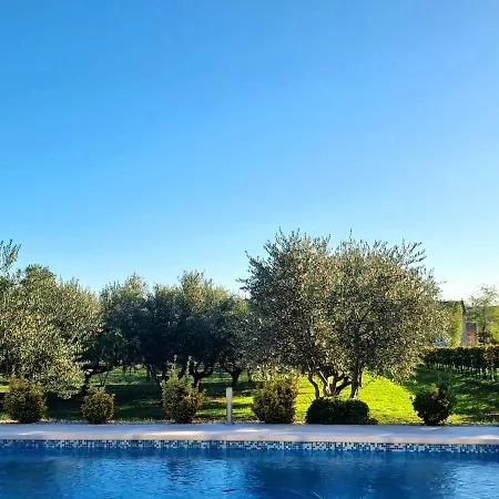 Villa Lorema-Pool,Jacuzzi&5600 Sqm Gated Estate * Sveti Filip i Jakov
