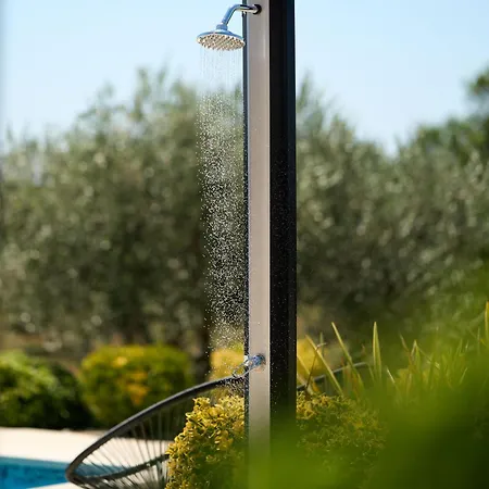 Lorema-pool,jacuzzi&5600 Sqm Gated Estate *