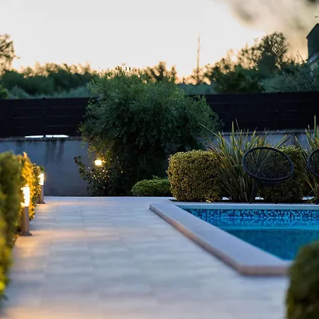 Vila Lorema-pool,jacuzzi&5600 Sqm Gated Estate *